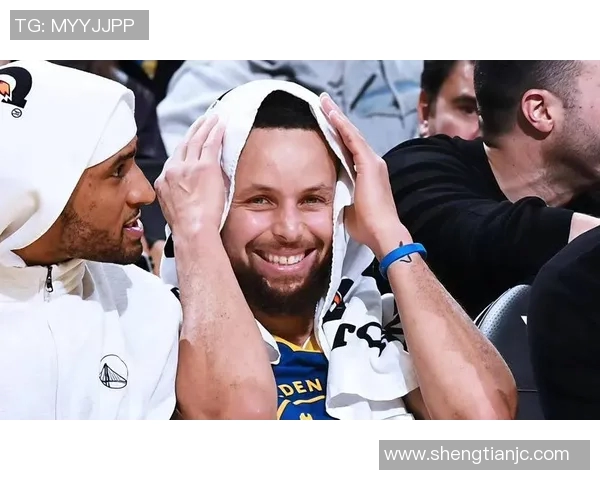 勇士与其他球队正式敲定5笔2换1交易，球队阵容即将迎来重大变革